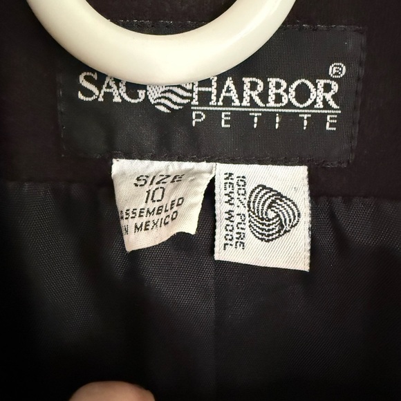 Vintage Sag Harbor 100% Wool Women's Black Blazer, Size 10 - Picture 4 of 5